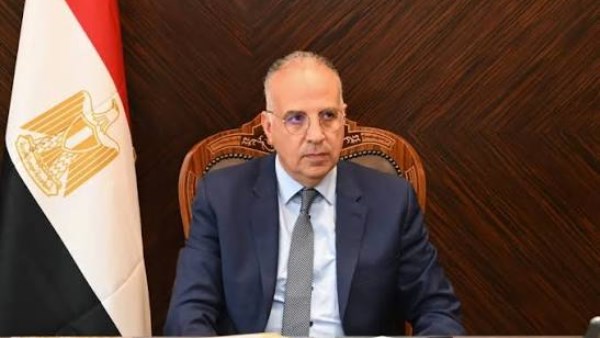 وزير الري 