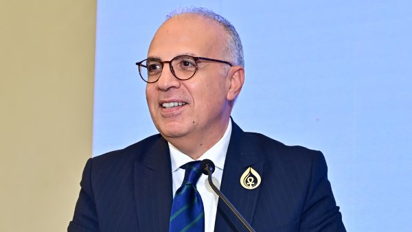 وزير الري 