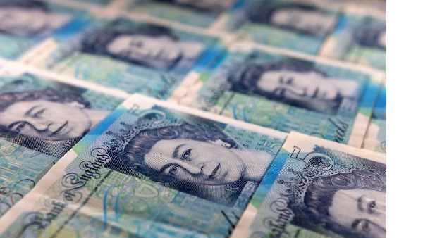 قبيل الموازنة .. بريطانيا تصدر ديونًا لأجل 5 سنوات بأعلى تكلفة منذ 2008 قبيل الموازنة .. بريطانيا تصدر ديونًا لأجل 5 سنوات بأعلى تكلفة منذ 2008