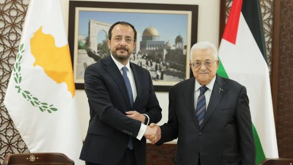 الرئيس الفلسطيني يجري محادثات مع الرئيس القبرصي غدًا في نيقوسيا لبحث العلاقات الثنائية الرئيس الفلسطيني يجري محادثات مع الرئيس القبرصي غدًا في نيقوسيا لبحث العلاقات الثنائية