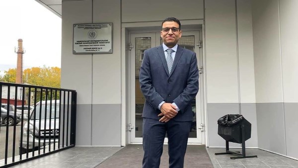 الدكتور محمد يوسف فرحات 
