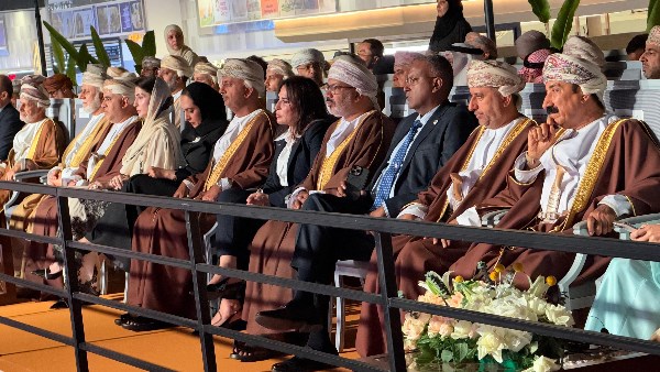 جانب من الحدث 