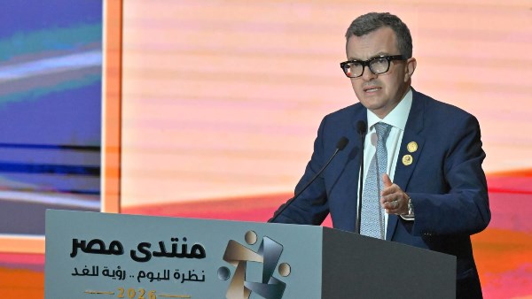 احمد رستم 