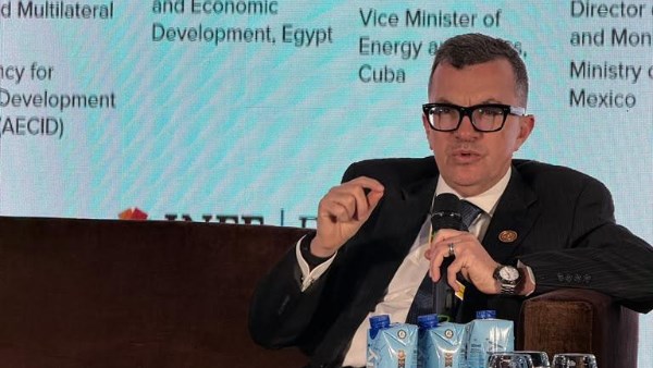 احمد رستم