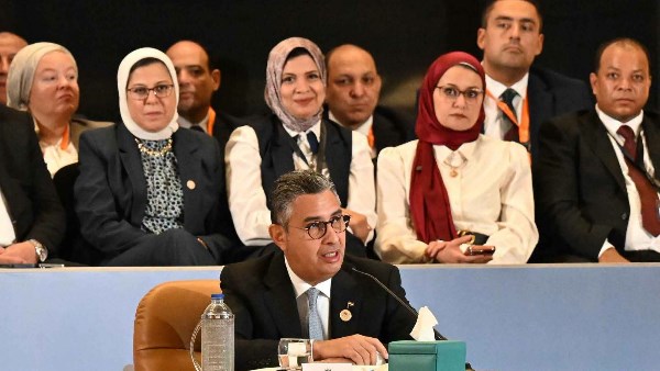 شريف فاروق وزير التموين 