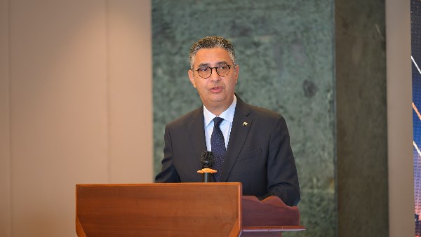 وزير التموين
