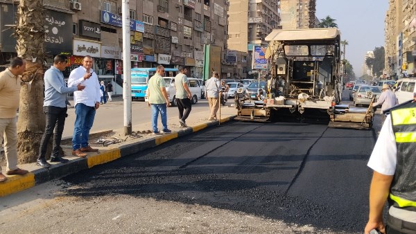 رصف وتطوير طريق 