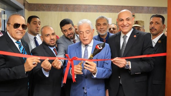 رئيس جامعة السادات 