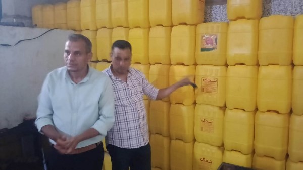ضبط كميه من الزيت 