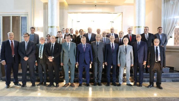 محافظ المنيا ومستشاري النيابة الإدارية 