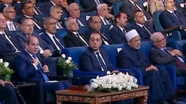 الرئيس السيسي يشهد الافتتاح 