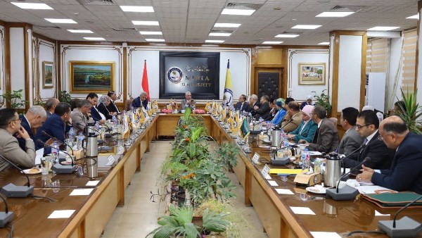مجلس الجامعة