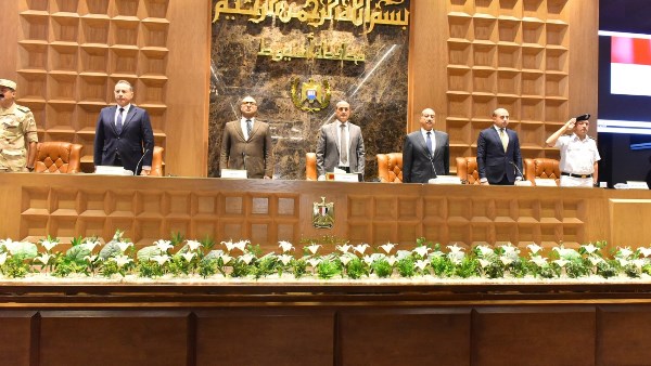  محافظ أسيوط يشهد ورشة عمل حول إجراءات السلامة أثناء الحفر بالقرب من خطوط الغاز الطبيعي