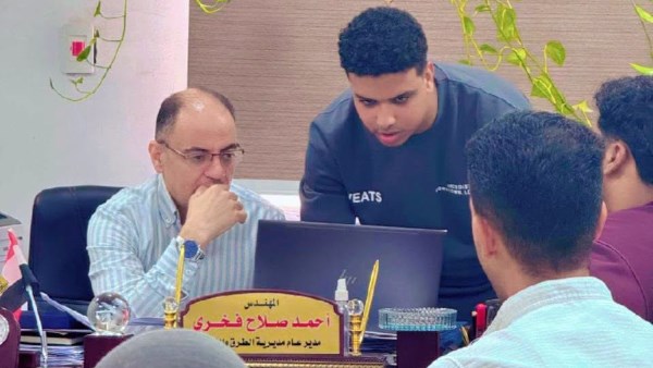 محافظ أسيوط: إطلاق رابط إلكتروني تفاعلي لتلقي شكاوى المواطنين من حالة الطرق وسرعة التعامل معها ضمن جهود التحول الرقمي محافظ أسيوط: إطلاق رابط إلكتروني تفاعلي لتلقي شكاوى المواطنين من حالة الطرق وسرعة التعامل معها ضمن جهود التحول الرقمي