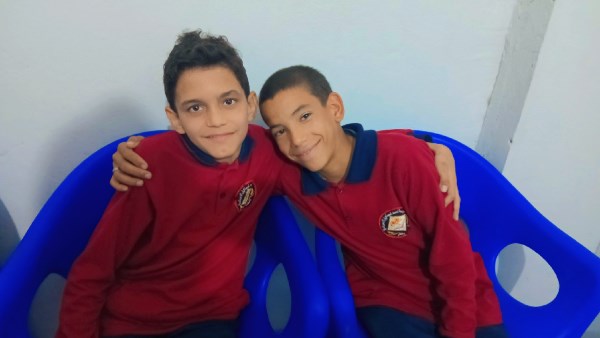 الصديقين زياد وعاشور