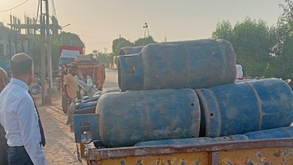 حملات تموينية بقنا