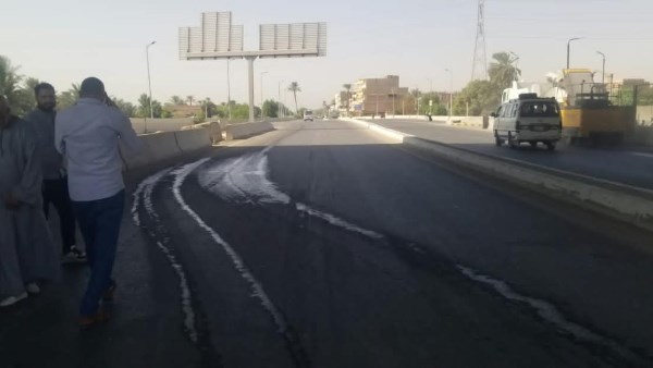 حملات مكثفة بالقرنة لرفع كفاءة الطرق والإنارة والنظافة وإزالة تعديات على الأراضي الزراعية
