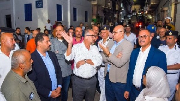 محافظ الإسكندرية يتابع عقار كرموز