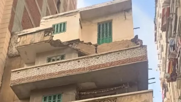 انهيار شرفه عقار 