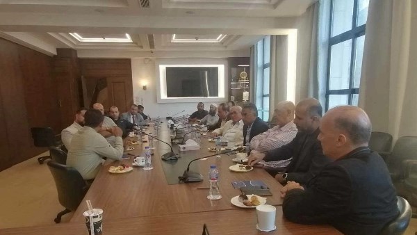 لجنة منتجى الألبان بالغرفة التجارية 