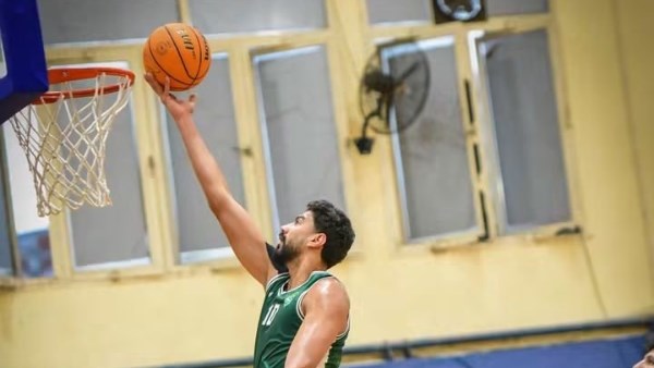 أنس أسامة لاعب سلة الاتحاد