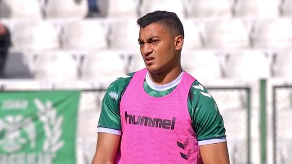 مصطفى محمد يشارك في تعادل كونيا سبور وباشاك شهير بالدوري التركي مصطفى محمد يشارك في تعادل كونيا سبور وباشاك شهير بالدوري التركي