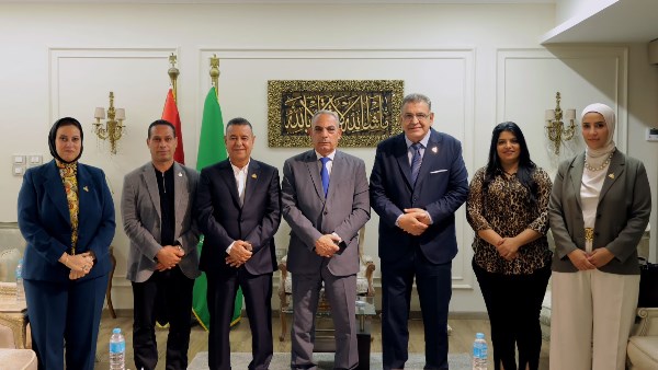 خلال اللقاء 
