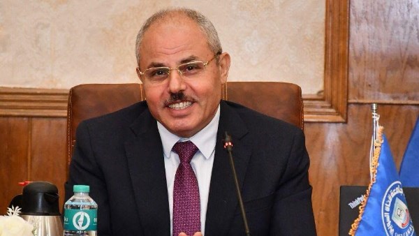 رئيس جامعة قناة السويس 