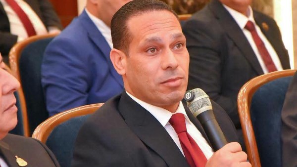 خلال الاجتماع 