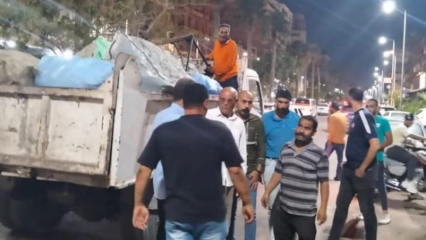 معًا نحافظ على بورسعيد.. لا تعبث بمحتويات صناديق القمامة معًا نحافظ على بورسعيد.. لا تعبث بمحتويات صناديق القمامة