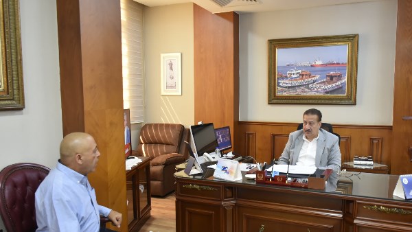 تخصيص سيارة كبيرة ومجهزة إضافية لجمع أعداد أكبر من الكلاب.. وزيادة أعداد الفرق والعمالة المعاونة