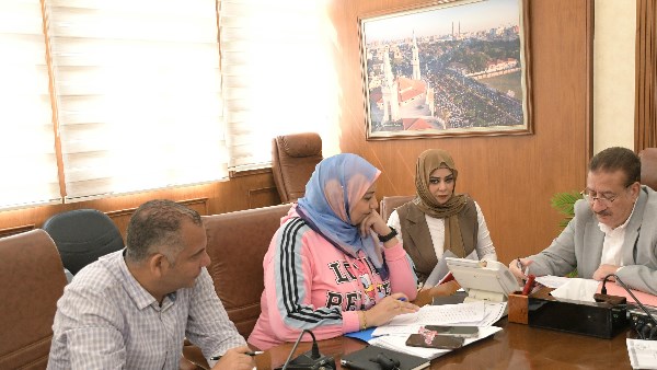 سلسلة الخير لا تنقطع ".. اللواء إبراهيم أبو ليمون يسلم مساعدات مالية وغذائية و لحوم للحالات المستحقة