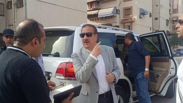 محافظ بورسعيد يقرر توقيع غرامة نصف مليون جنيه على شركة النظافة محافظ بورسعيد يقرر توقيع غرامة نصف مليون جنيه على شركة النظافة