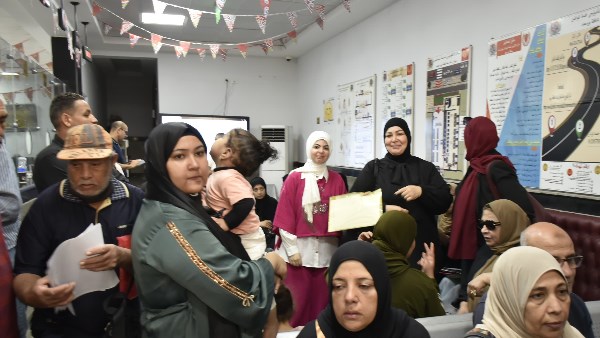   محافظ بورسعيد يقدم مساعدات مالية لعدد من الحالات المستحقة
