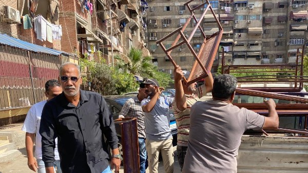 الوالي: مصادرة ديسكات خشبية وكراسي وانذار اصحابها
