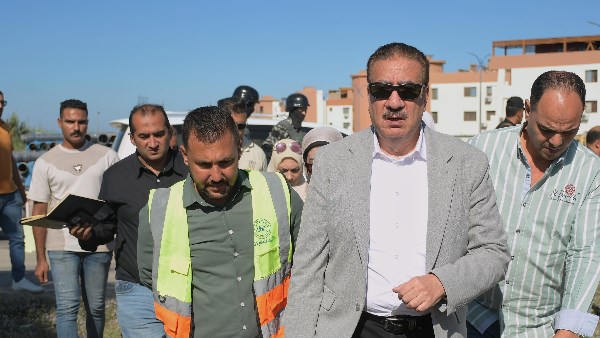 ازدواج طريق التفريعة بطول 6 كم.. والمحافظ يشدد على سرعة الإنجاز والالتزام