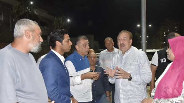 محافظ بورسعيد يوجّه بسرعة استكمال أعمال الإنارة على جانبي الطريق باعتباره أحد المحاور الرئيسية