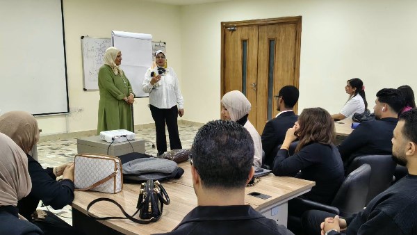 رئيس الجامعة: إتقان اللغة الإنجليزية ركيزة أساسية لإعداد خريج قادر على المنافسة عالميًا