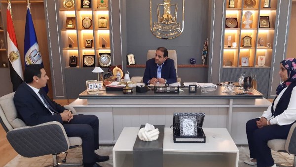 جامعة بورسعيد والجهاز القومي لتنظيم الاتصالات يعززان التعاون لنشر الوعي الرقمي وحماية النشء