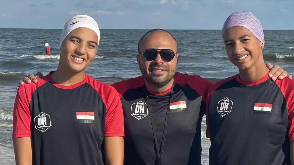" فريدة و هنا " ممثلات بورسعيد في بطولة العالم للسباحة بالزعانف في المياه المفتوحة 2026  