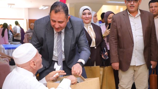 محافظ دمياط 