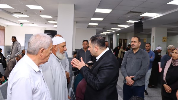 محافظ دمياط يلتقي بالموانين بالمركز التكنولوجي لخدمة المواطنين محافظ دمياط يلتقي بالموانين بالمركز التكنولوجي لخدمة المواطنين