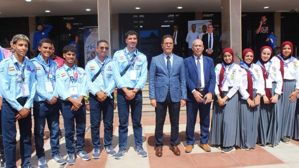طلاب جامعة بنها 