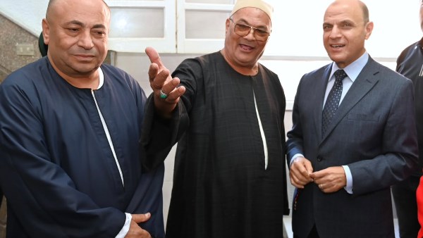محافظ الغربية 