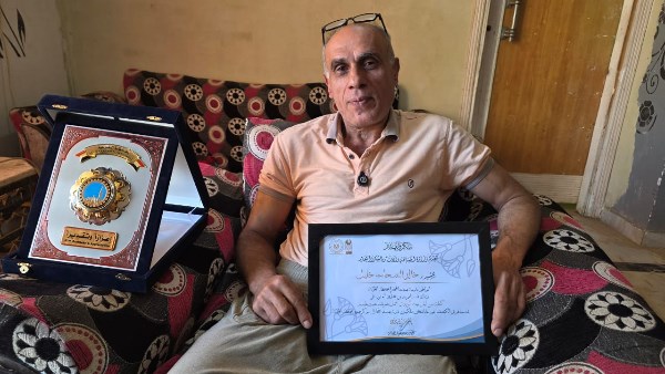 مكتشف اثار بهبيت الحجارة بسمنود  عقب تكريمه 