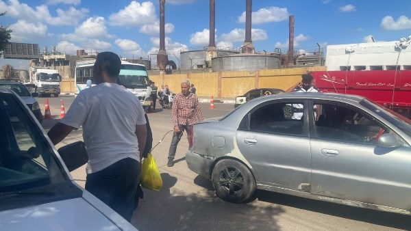 فحص عوادم السيارات