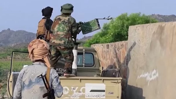 المعارك مع الحوثيين على أشدها