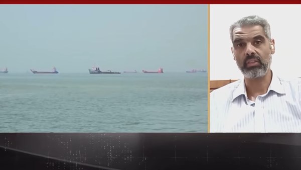 إبراهيم حمدان، الكاتب والباحث السياسي