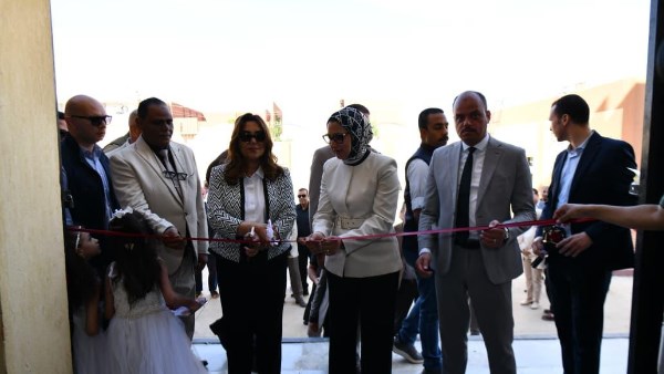 جولة وزيرة التنمية المحلية والبيئة بالوادي الجديد 
