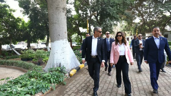 جولة وزيرة التنمية المحلية والبيئة بالعتبة
